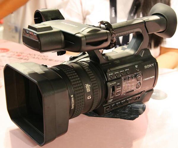 HXR-NX100摄像机5.jpg